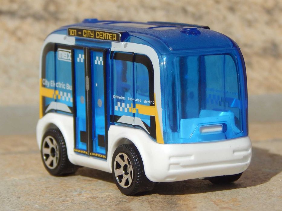 Macheta autobuz electric autonom Self Driving Bus Matchbox cu ambalaj