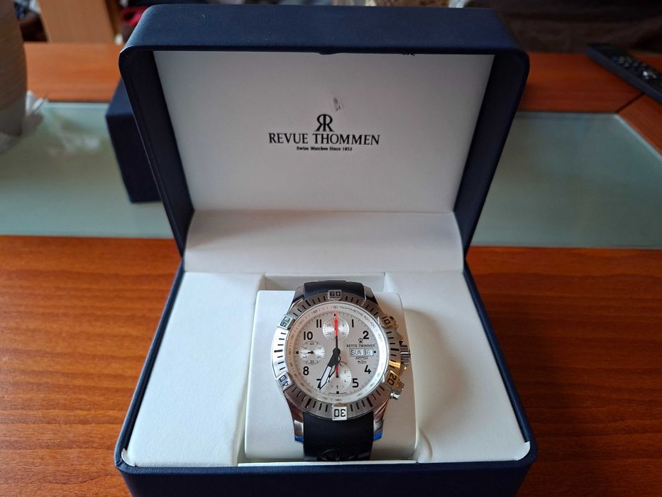 Автоматичен часовник Revue Thommen