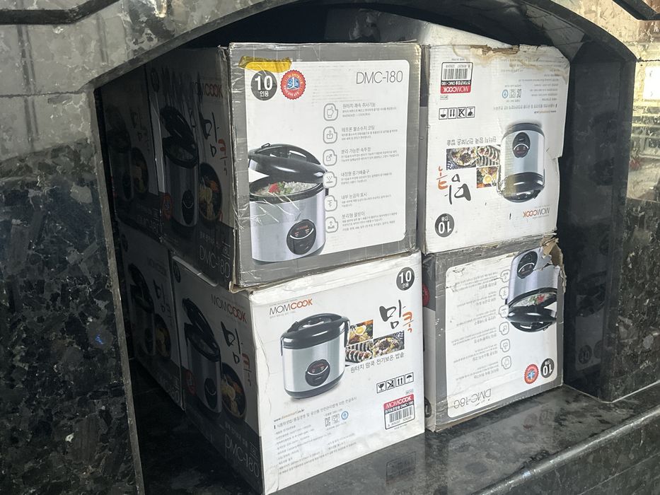 Продаю рисоварку 100% оригинальный из Кореи
