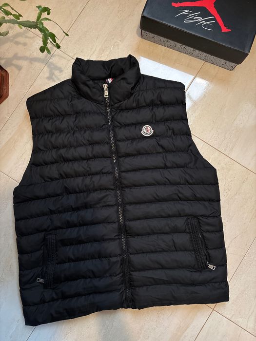 Vestă moncler mărimea xxl