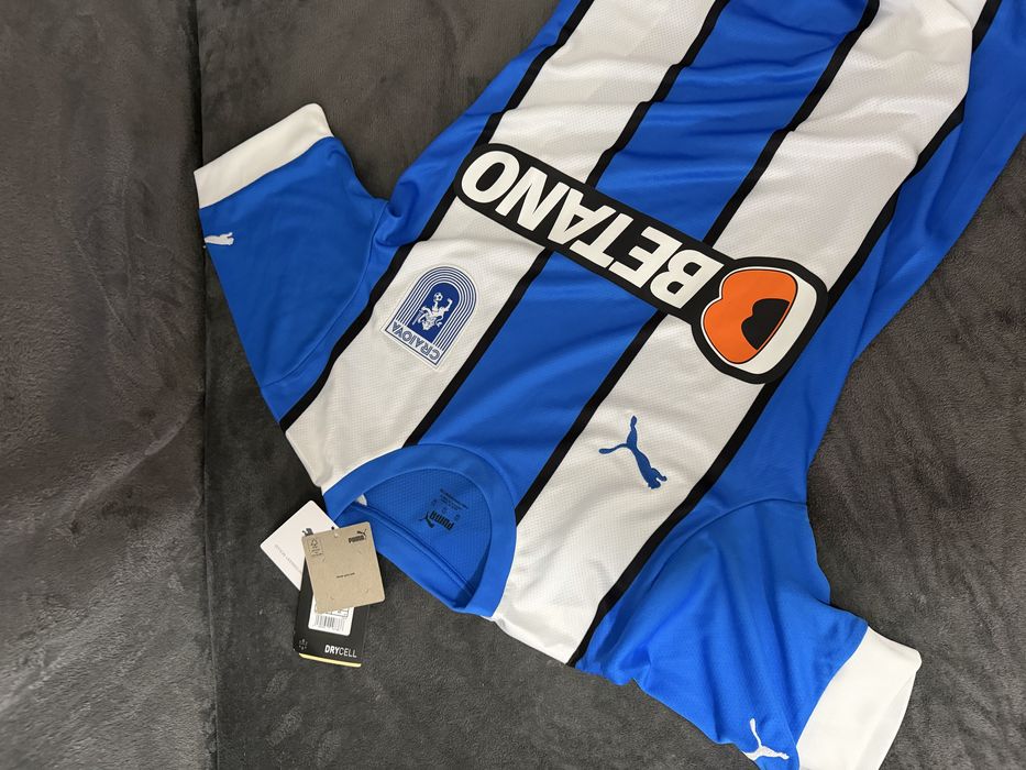 Tricou cu universitatea craiova