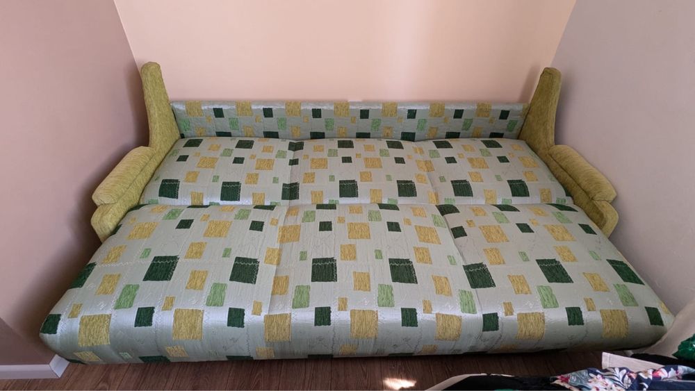 Canapea extensibila cu doua fotolii