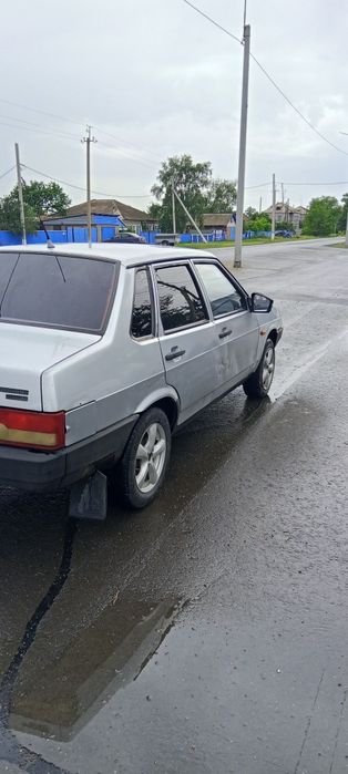 Продам ваз 21099