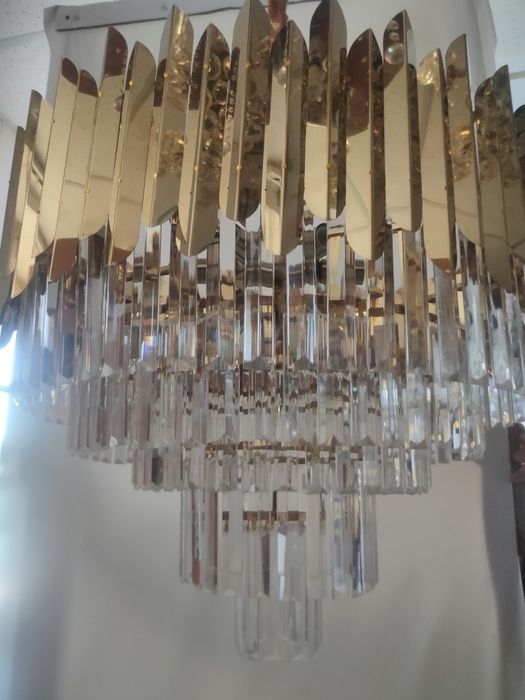 За 4 люстры 5тыс!