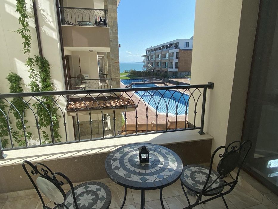 Дава се под наем Двустаен апартамент в Бургас, Сарафово - 65 кв.м за 612 € - Снимка #10