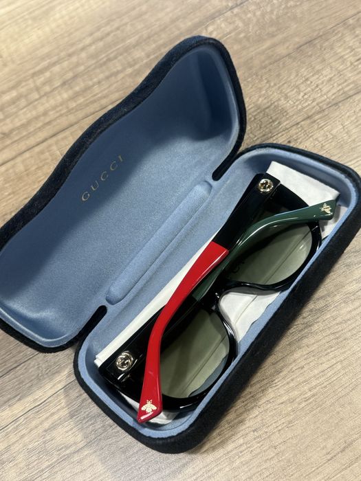 Дамски очила Gucci и елегантна чантичка