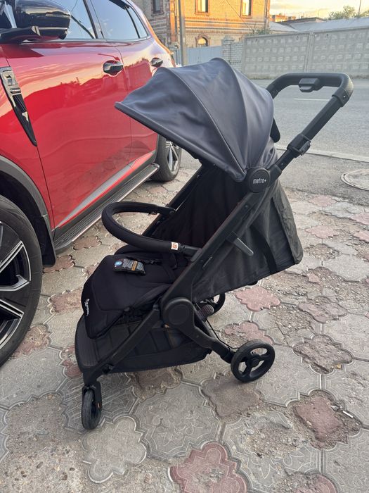 Продам Коляску Ergobaby Metro+