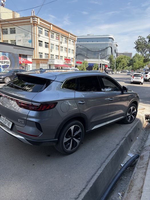 BYD song plus gibrid