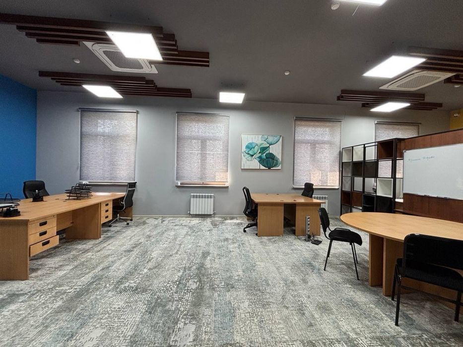 Ijaraga ofis beriladi Universam Yunusobod tumani