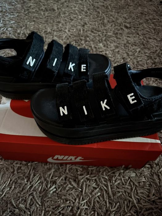 Дамски сандали Nike