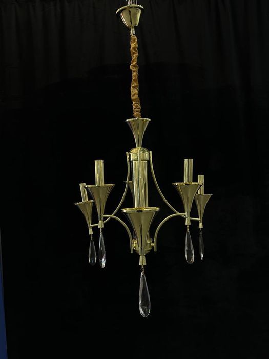 Өжет базары 12 корпус.