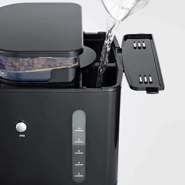 Кафемашина Severin KA 4813, с мелачка, 10 чаши, 1000 W