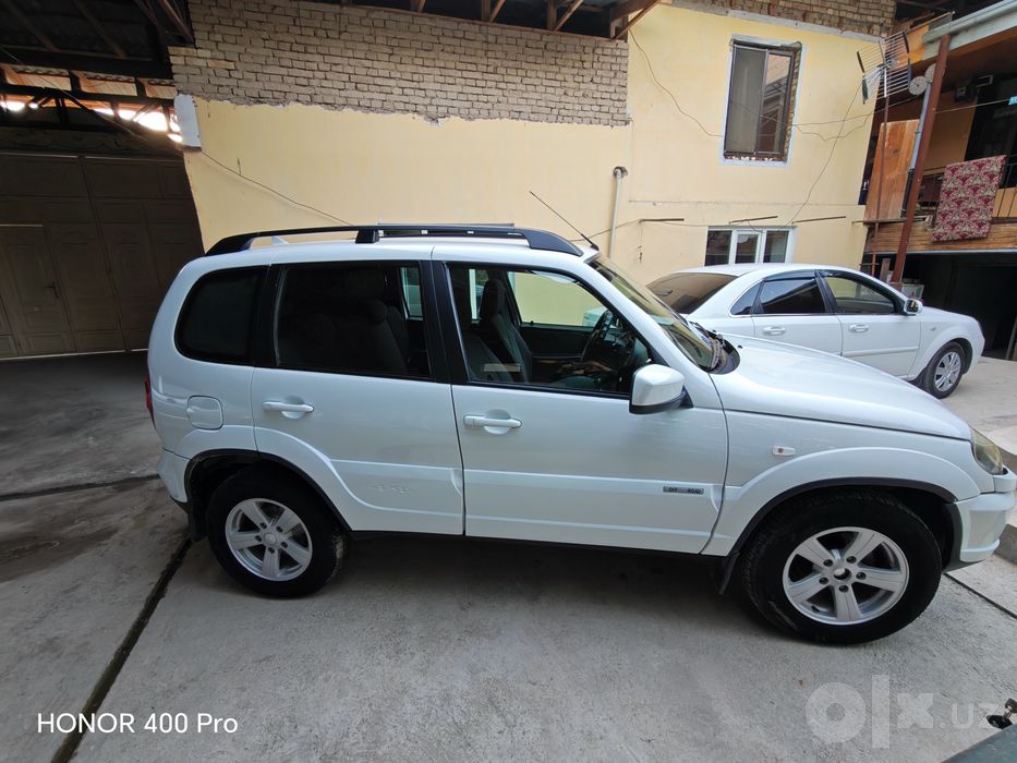 Niva Chevrolet 2018 yil. Probegi 70000 km yurgan.