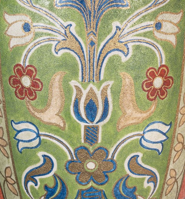 Рядка и огромна ваза от Franz Anton Mehlem- Royal Bonn.