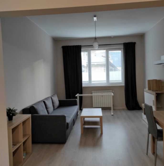 Дава се под наем Двустаен апартамент в София, Център - 60 кв.м за 650 € - Снимка #2