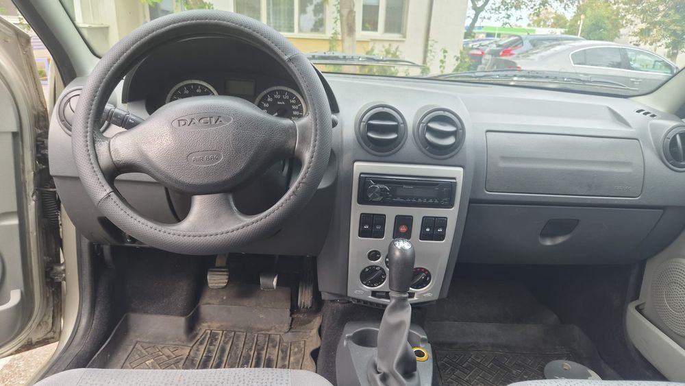 Dacia Logan 1  1.6 8V