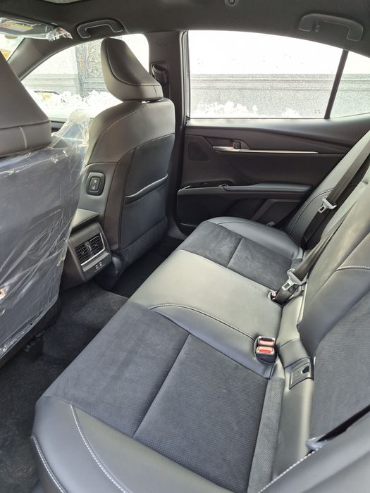 Tayota camry 2 litrli hybrid