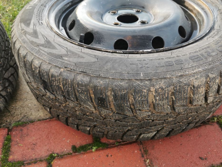 Cauciucuri iarna ff bune 185/60/15