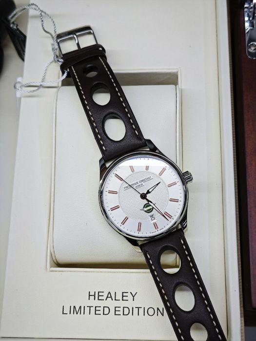 Швейцарские часы Frederique Constant Vintage Rally Healey.