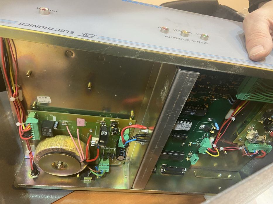 Информер 12000 продам