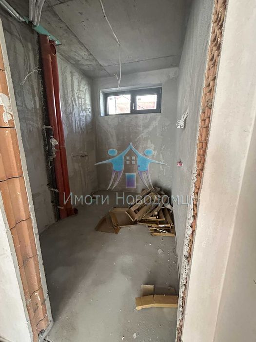 Продава се Тристаен апартамент в Шумен, Пазара - 91 кв.м за 1600 €/кв.м - Снимка #3