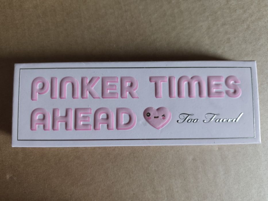 Paleta de farduri de pleoape Too Faced