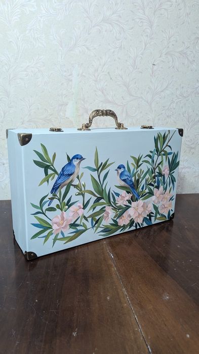 Чемоданчик с ручной росписью
