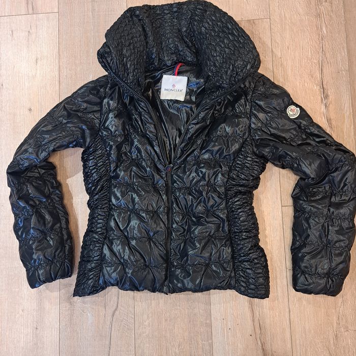 Moncler дамско яке