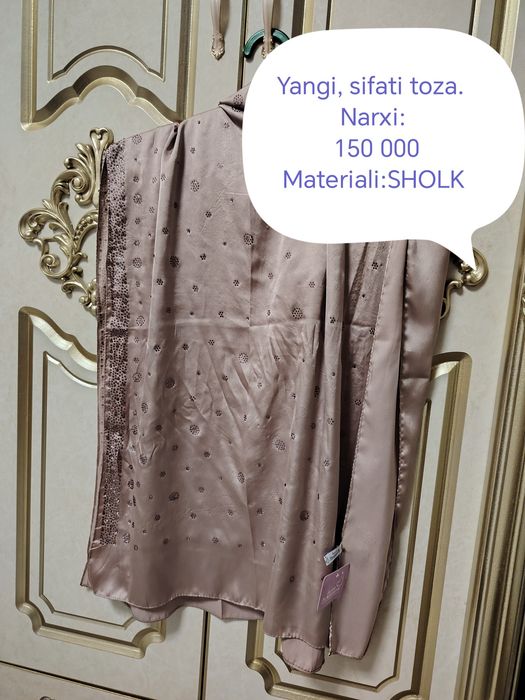 Ayollar Ro'mollari sotiladi