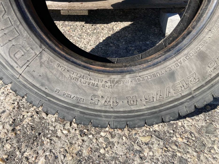 215/75/17.5 PIRELLI 2019г 9,5-10мм Задна Шарка 215/75 R17.5 Само 2броя