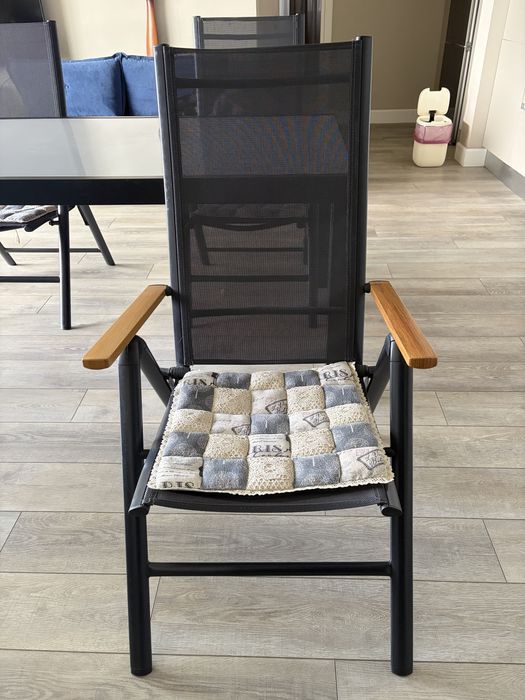 Садовый стол стекляный