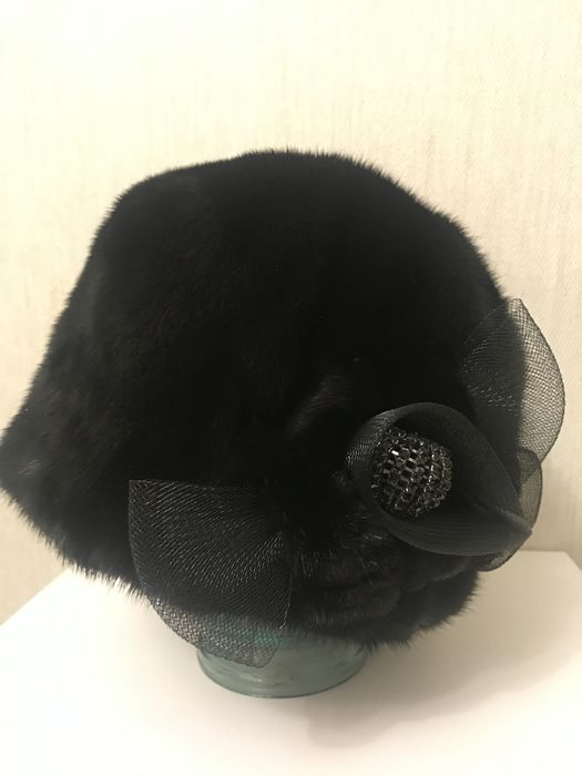 Продам норковую шапку