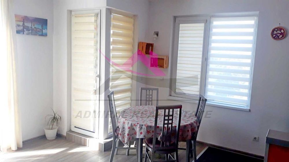 Дава се под наем Двустаен апартамент в Варна, Бриз - 60 кв.м за 434 € - Снимка #2