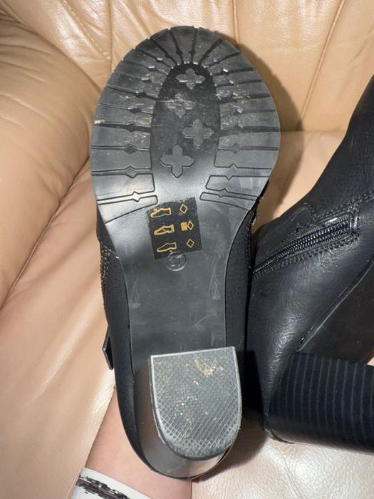 Botine elegante din piele ecologică