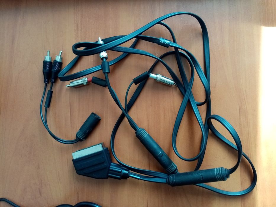 Аудио видео кабели 7 бр.
