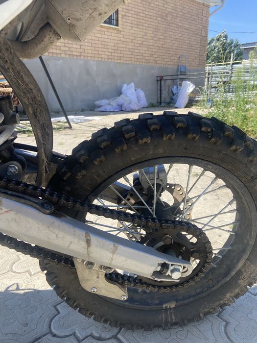 Продам питбайк Bst moto 125!
