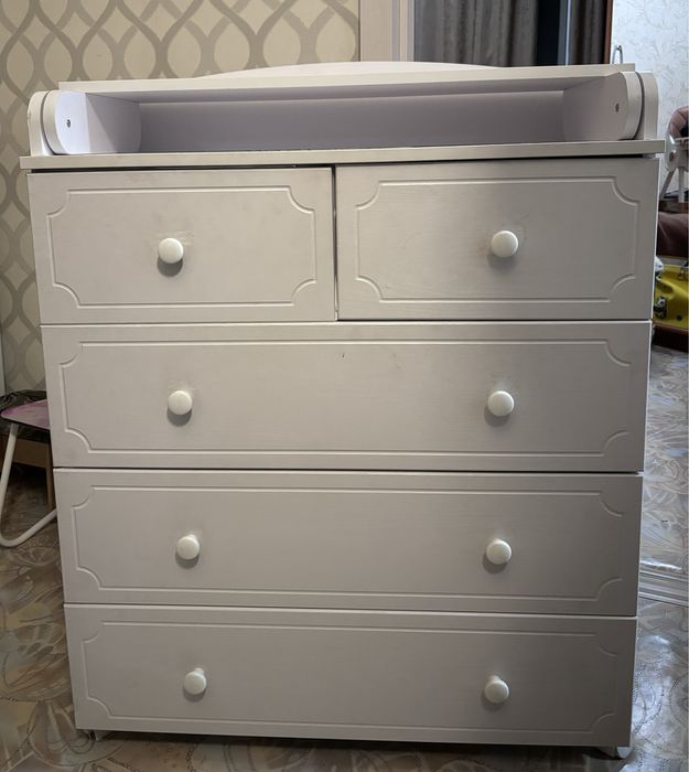 Продается  комод ( пеленальный стол)