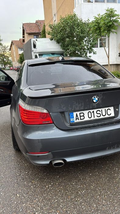 Vând sau schimb bmw e60