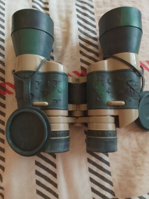 Vând binoclu made in Rusia