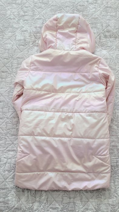 Продам весеннюю куртку