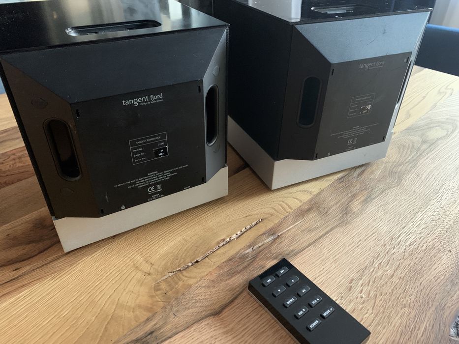 Speaker Dock Tangent Fjord + telecomandă, stare bună