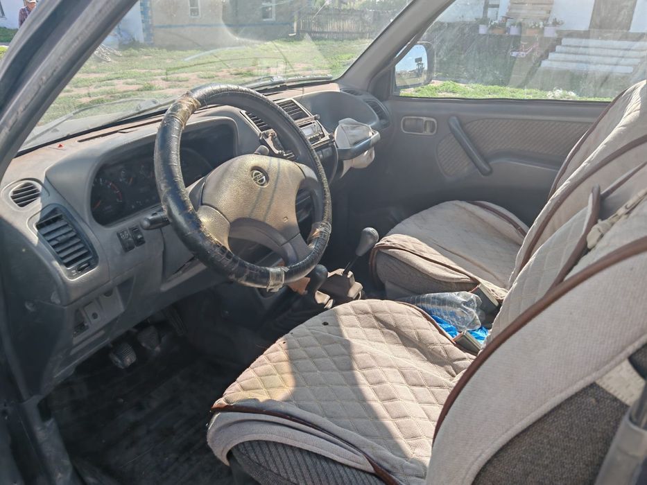 Продам машину Ниссан Терано