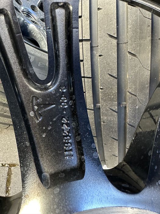 jante tesla model y noi 0 km originale anvelope 255 45 19 oe tesla
