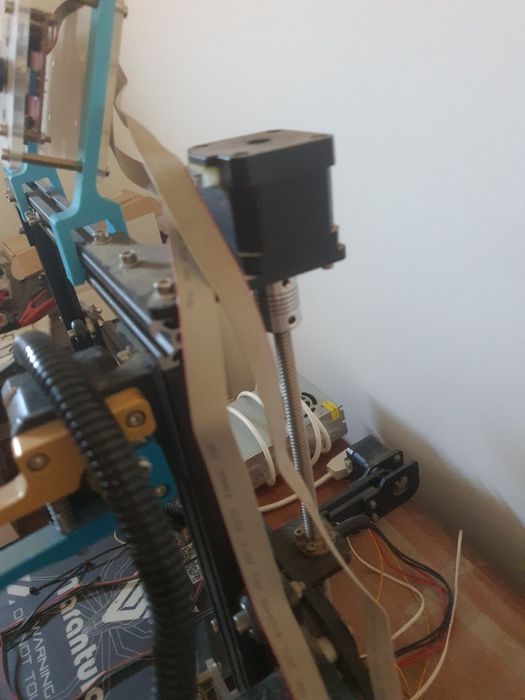 Vând printer 3d tarantula