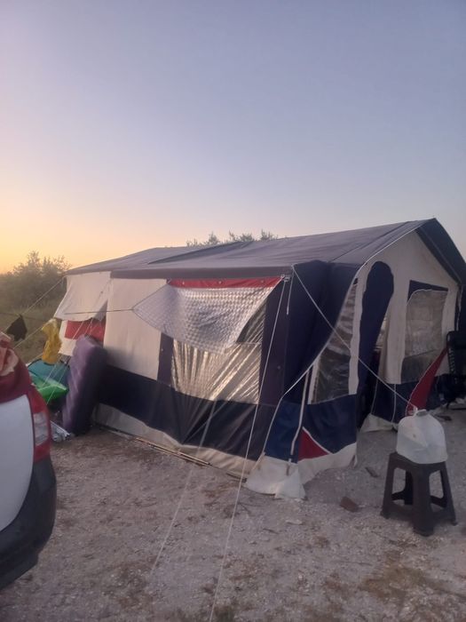 Vând/schimb rulota tip cort JAMET 2003