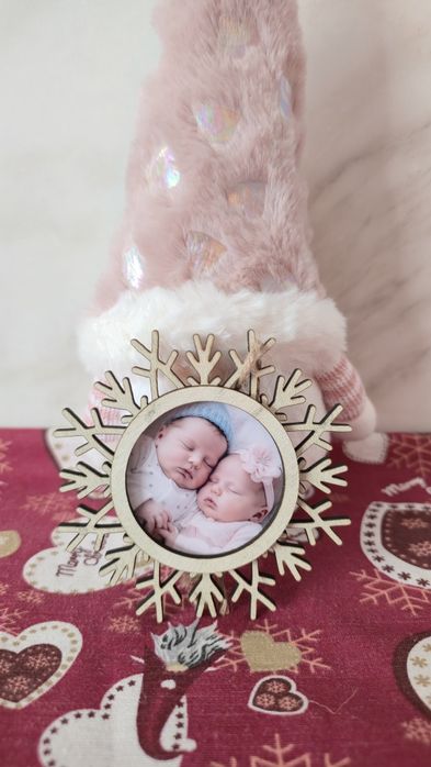 Персонализирани дървени играчки за елха със снимка