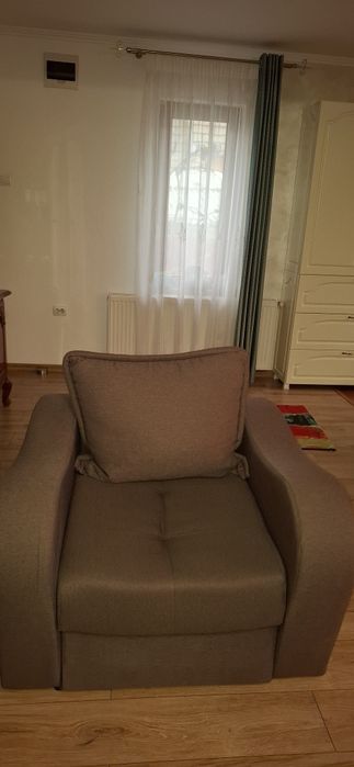 Set canapea extensibilă + 2 fotolii