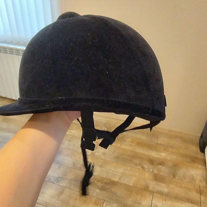 Каска за конна езда 51-53 см и 55 см