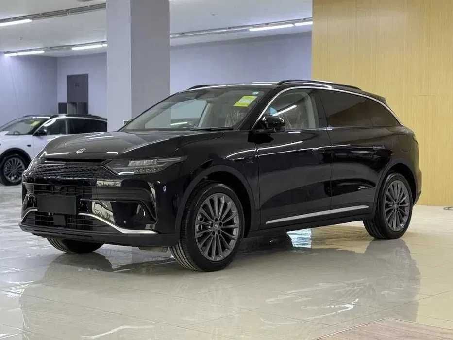 Leapmotor C11 Hybrid 200 km pod zakaz