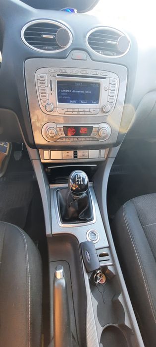 FORD Focus 2010 — imagine 5